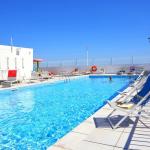 Slide Résidence Les Carrats à Port Leucate - Piscine extérieure