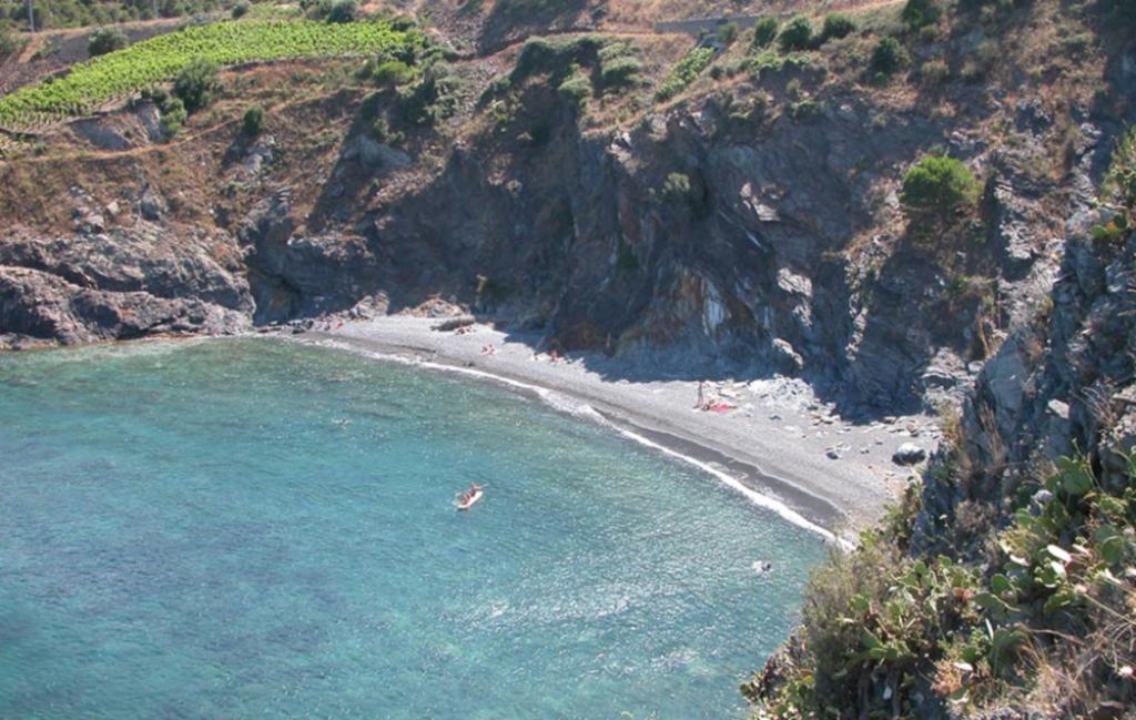 Slide résidence - le village des Aloès - Banyuls - plage