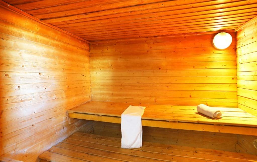 Slide Sauna résidence vacances à Sauve