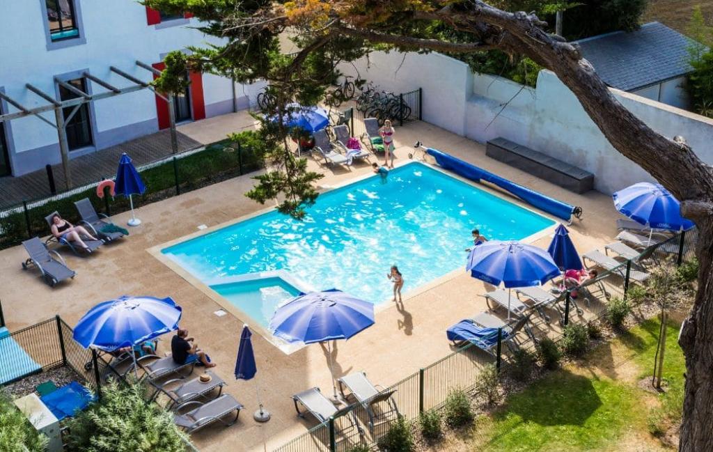 Slide Piscine de la résidence Prestige de la Plage