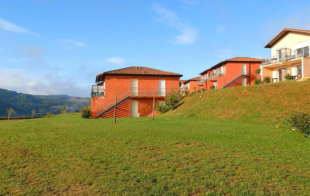 Slide Résidence La Marquisié - Trébas les Bains