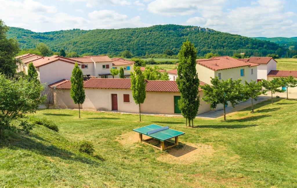 Slide Résidence Le Domaine des Cazelles - Cajarc