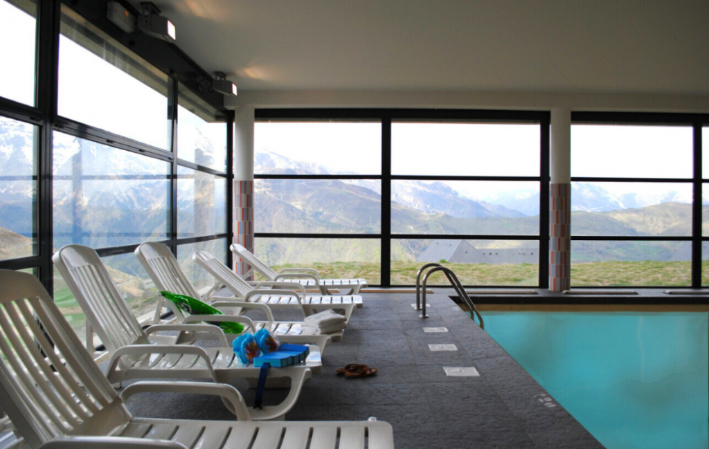 Slide Piscine Hameau de Balestas