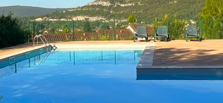 Piscine le domaine des Cazelles