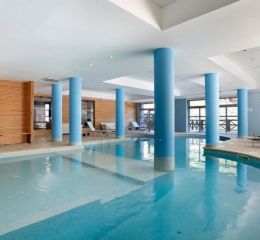 Piscine de la résidence Les Chalets du verdon à La foux d'Allos