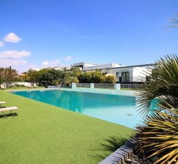 Domaine de Janus - Residence with swimming pool